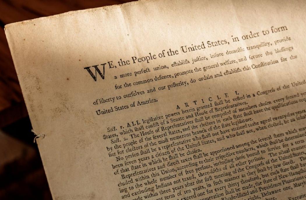 Barang Sangat Langka! Salinan Asli Konstitusi AS Terjual Rp612 Miliar
