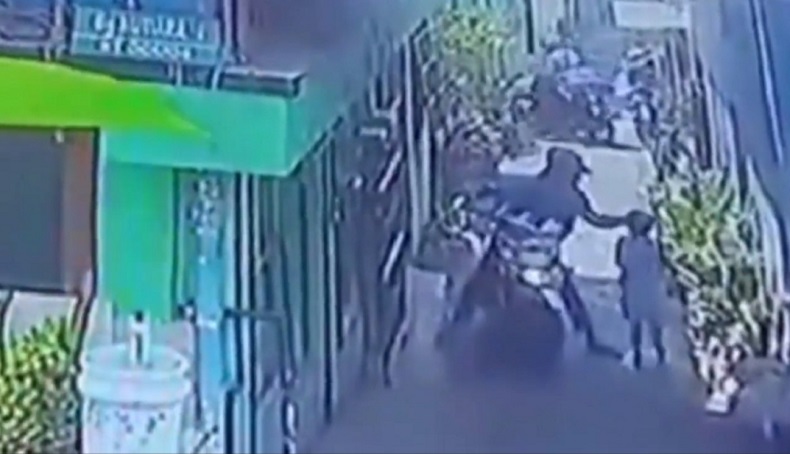 Bocah 6 Tahun Dijambret, Gantungan Kalung Liontin Emas Raib 