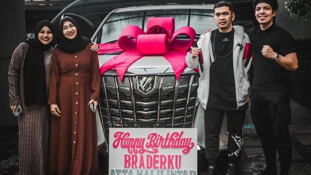 Atta Halilintar Dikasih Kado Ulang Tahun Mobil Alphard: Ya Allah Pertama Kali Seumur Hidup