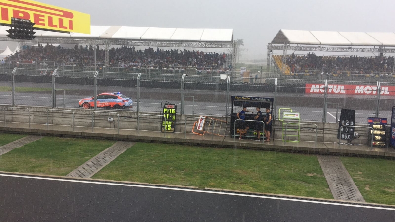 Sirkuit Mandalika Diguyur Hujan Deras, Race 2 WSBK Ditunda