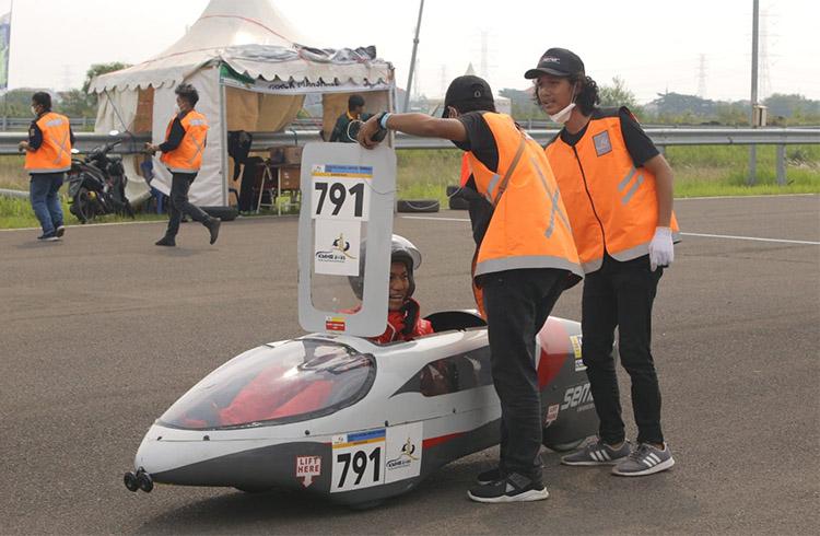 Pecahkan Rekor Asia-Pasifik, Tim Semar UGM Raih 2 Gelar pada Kontes Mobil Hemat Energi 2021 