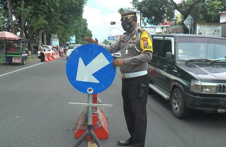Pintu Masuk Bantul Rawan Laka Lantas, Polisi Pasang Water Barrier