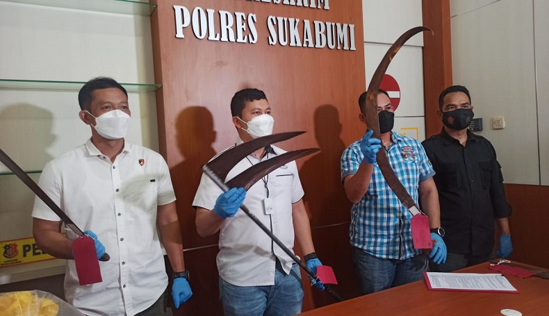 Mengerikan, Ini Sajam yang Digunakan Pelaku untuk Menghabisi Pelajar SMK di Sukabumi