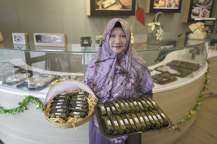 12 Tahun Jadi Dosen UI, Wanita Ini Pilih Mundur untuk Jualan Arem-arem Mie