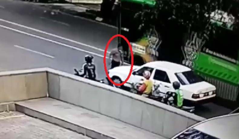 Viral Sekuriti Ditabrak Pengendara, Korban dan Pelaku Saling Lapor