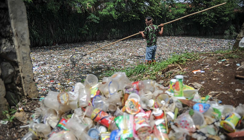 Gelar OTT Pembuang Sampah Sembarangan, Pemkot Jaksel Sasar Wilayah Sekitar Pasar