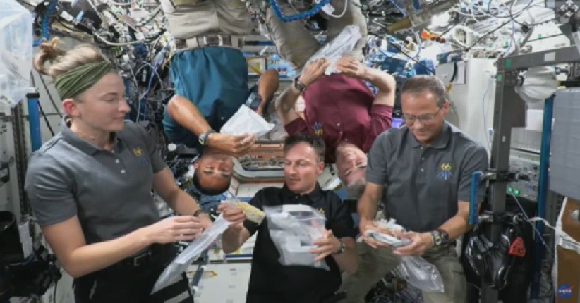 Thanksgiving di Luar Angkasa, Begini Cara Astronot Merayakannya