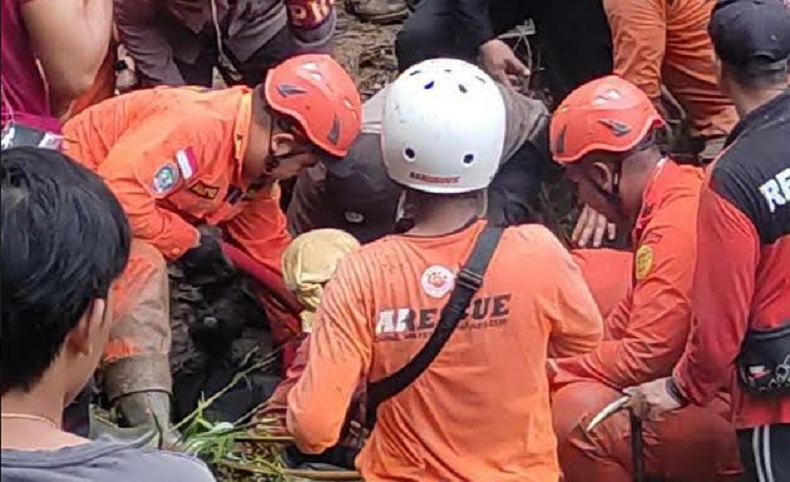 Bocah Tertimbun Longsor saat Rafting di Bali Ditemukan Masih Pakai Life Jacket