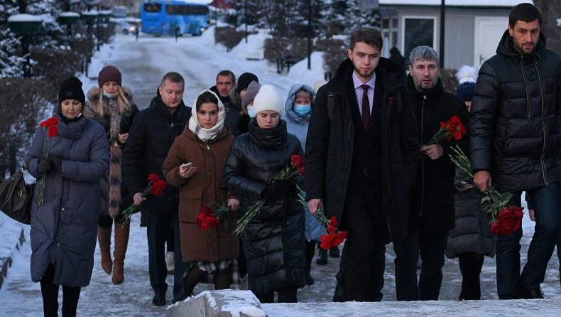 Ajaib, 1 Orang Ditemukan Selamat dalam Ledakan Tambang yang Tewaskan 51 Pekerja