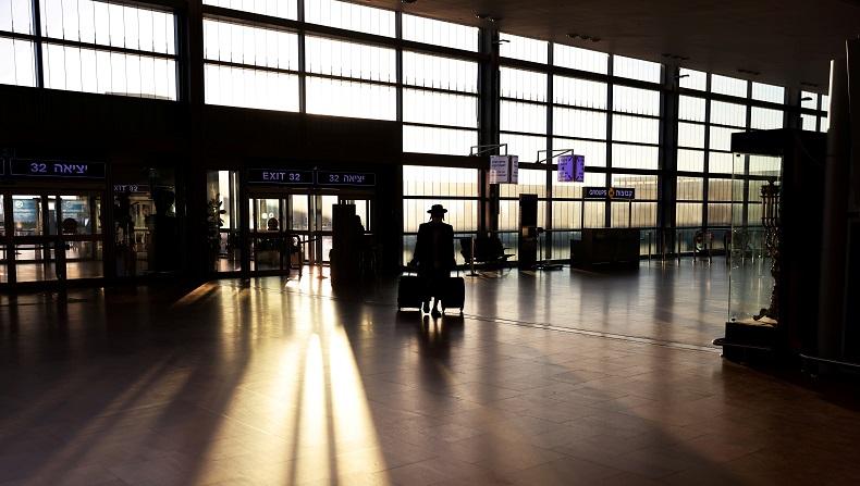 Waspada Covid-19 Omicron, Israel Tutup Perbatasan dari Orang Asing