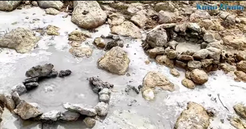 Unik, di Desa Ini Bisa Lihat Fenomena Sumber Mata Air Mendidih Menjadi Garam