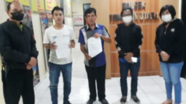Bertengkar Hanya Soal Berbeda Selera Lagu, Pria Ini Tendang Warga Tinoor