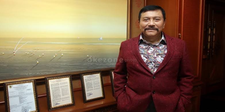 Profil AM Hendropriyono, Profesor Dr Intel Pertama di Dunia 