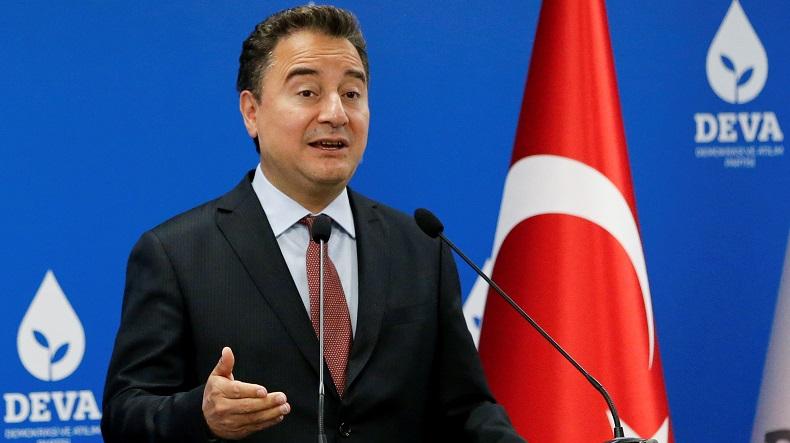 Pendiri Partai Oposisi Turki Ditahan atas Tuduhan Spionase Politik dan Militer