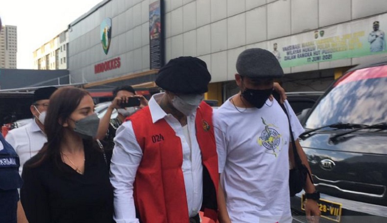 Jerinx Ajukan Penangguhan Penahanan, Pengacara : Ibunya Sedang Sakit-Sakitan