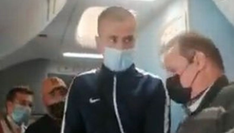 Mencekam, Penumpang Ngamuk Paksa Buka Pintu Pesawat dalam Penerbangan