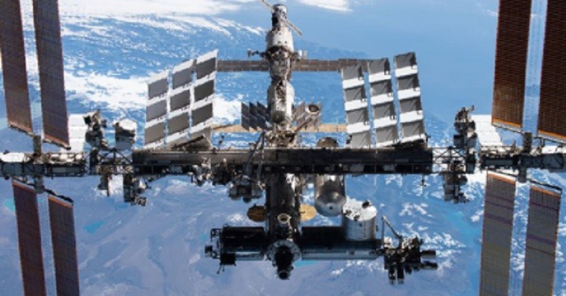 NASA Soroti Masalah Puing Antariksa yang Berbahaya