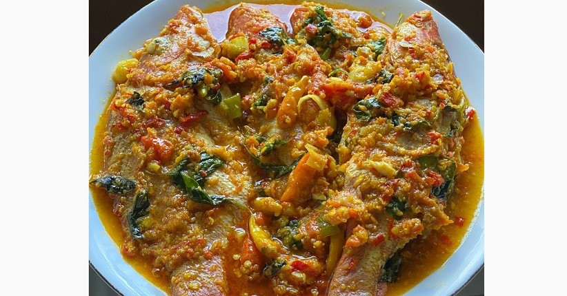 Cara Membuat Ikan Bumbu Kuning, Enak dan Gurih Berlimpah Rempah