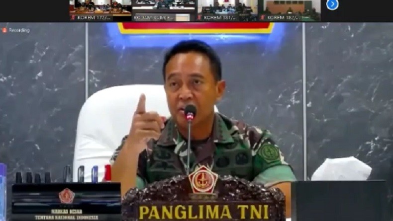 Panglima TNI Marahi Anak Buah saat Rapat : Lihat Saya, Enggak Usah Lihat Handphone