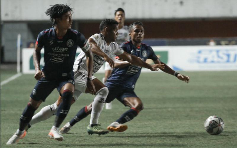 Hasil Liga 1: Bali United dan Arema FC Berbagi Poin, Hariono Kartu Merah