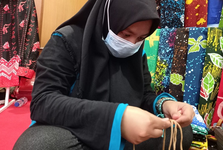 Sejuta Asa Dini Defitri, Sang Perajut Tali Kur dengan Masa Depan Gemilang