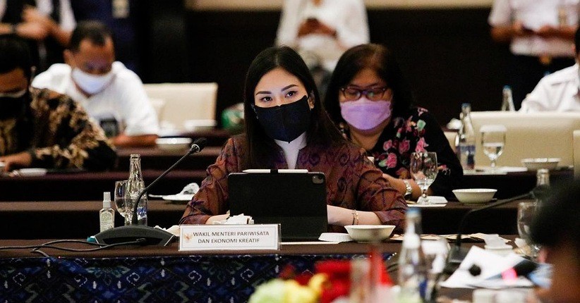 Wamenparekraf Angela Ajak Masyarakat Manfaatkan Voucher PSBBI Dukung UMKM di Harbolnas