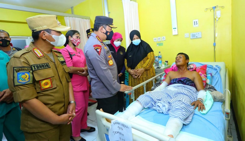 Kapolri Instruksikan Beri Perhatian Khusus Korban Erupsi Semeru Lansia hingga Anak 