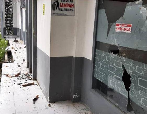 Rusuh di Kaimana, Warga Rusak Rumah Sakit dan Puskesmas