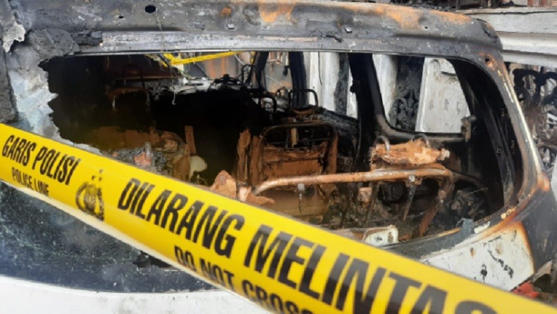 Polisi Olah TKP Kebakaran di Tambora, Lima Korban Tewas Dievakuasi ke RS Polri