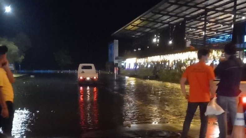 Masyarakat Minahasa Diingatkan Waspada Cuaca Ekstrem hingga Februari 2022