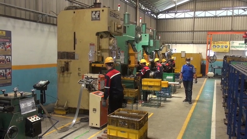 Pemerintah Dukung Peningkatan Produktivitas IKM Alat Angkut di Tegal 