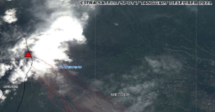 Potret Sebelum dan Sesudah Gunung Semeru Meletus yang Ditangkap Satelit