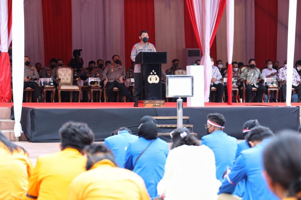 Buka Lomba Orasi, Kapolri Tegaskan Komitmen Junjung Tinggi HAM dan Nilai Demokrasi