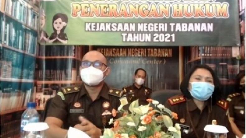 Mantan Anggota DPRD Tabanan I Gede Wayan Sutarja Ditetapkan Jadi Tersangka Korupsi