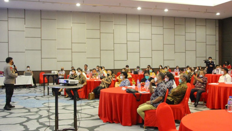 Kapolda Sulut Sharing Wawasan Kebangsaan Bersama Dosen Fakultas Hukum Unsrat Manado