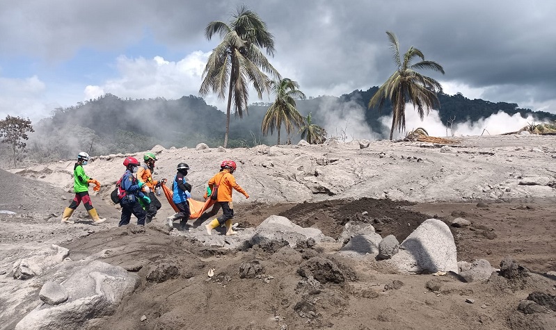 Tim SAR Kembali Temukan 2 Korban Meninggal di Hari ke-10 Erupsi Gunung Semeru