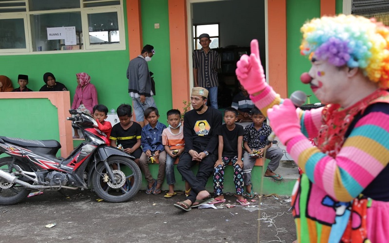 Pulihkan Trauma Korban Erupsi Gunung Semeru, Dinsos Jatim Terjunkan Tim JSC 