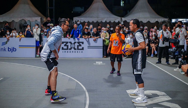 Kalah Tanding Basket dengan Denny Sumargo, Bima Arya Push Up 50 Kali