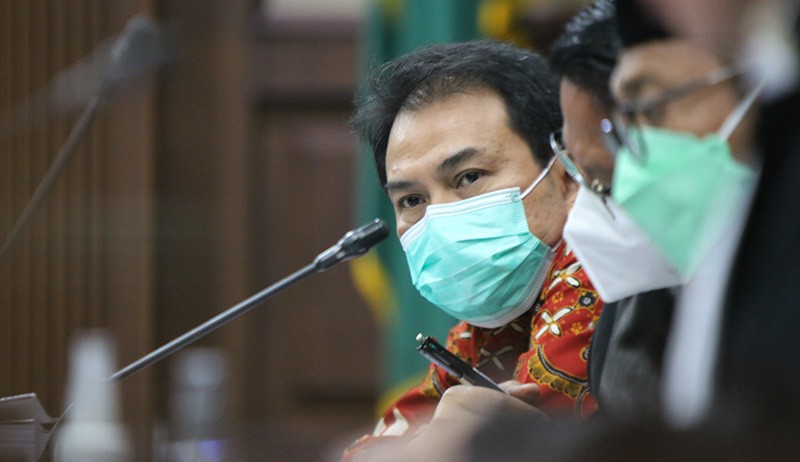 Akui Transfer Uang ke Eks Penyidik KPK, Azis Syamsuddin: Saya Mohon Maaf, Khilaf Overload