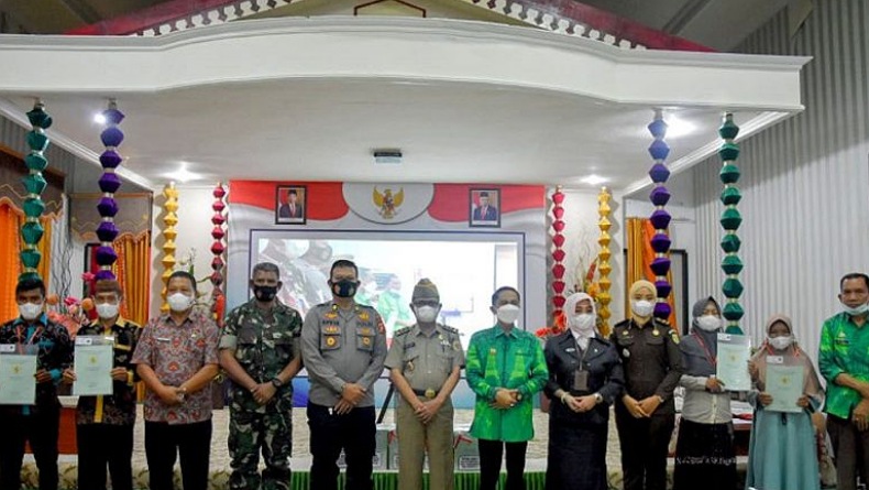 4.000 Warga Kabupaten Gorontalo Terima Sertifikat Tanah