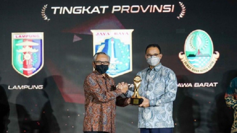 DKI Raih Penghargaan Pengembangan Inklusi Keuangan 2021, Anies : Ikhtiar Ciptakan Terobosan Baru