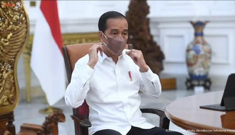 Jokowi Yakin RI Bisa Hadapi Tantangan Ekonomi 2022 dengan Kerja Keras