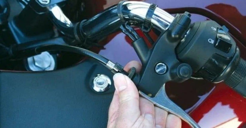 Cara Setting Tarikan Gas Motor agar Lebih Enteng