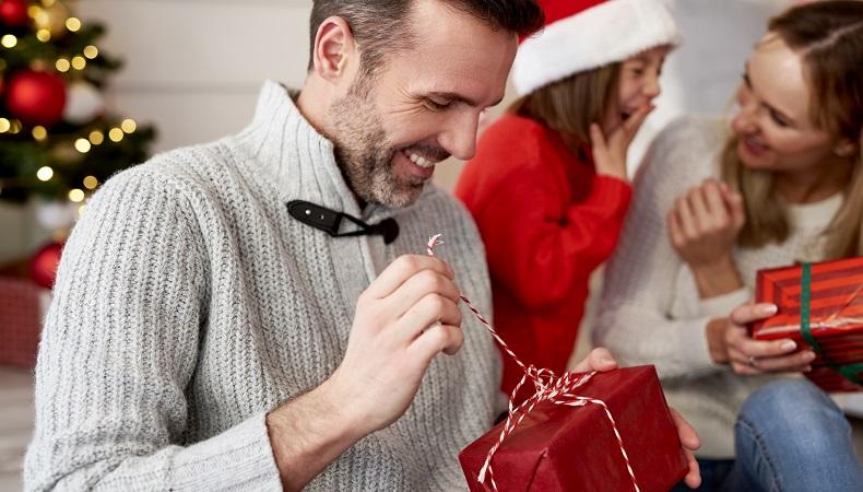 10 Ide Kado Natal, Cocok Banget Dihadiahkan untuk Keluarga dan Teman
