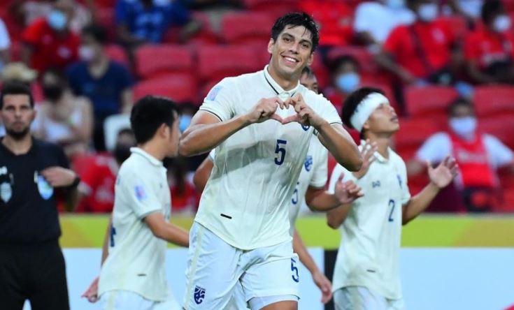 Hasil Piala AFF 2020: Thailand Ungguli Singapura di Babak Pertama, Bek Berdarah Swedia Cetak Gol