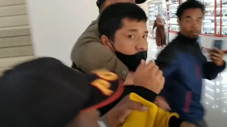 Copet di Bukittinggi Beraksi, Modusnya Tolong Emak-Emak Naik Eskalator