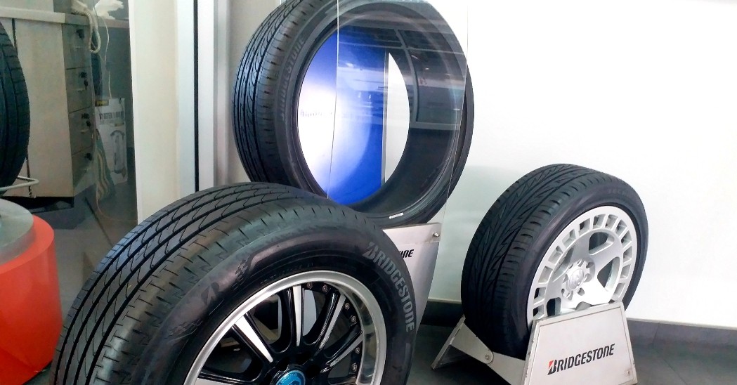 Ban Retak-Retak Amankah? Ini yang Harus Diperhatikan 