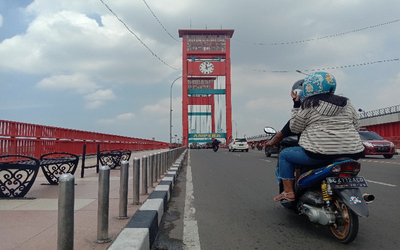 Nataru di Palembang, Polisi Jaga Ketat Gereja dan Tutup Jembatan Ampera