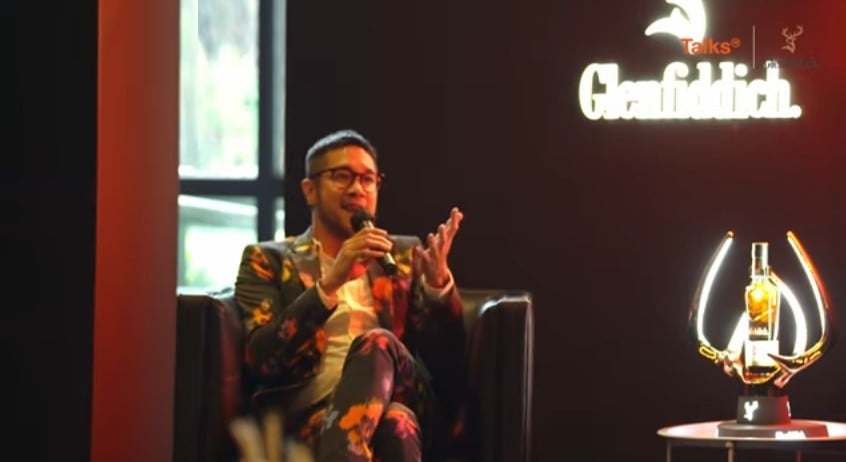 Budaya Indonesia Kaya, Desainer Rama Dauhan Koleksi Kain dari Berbagai Daerah