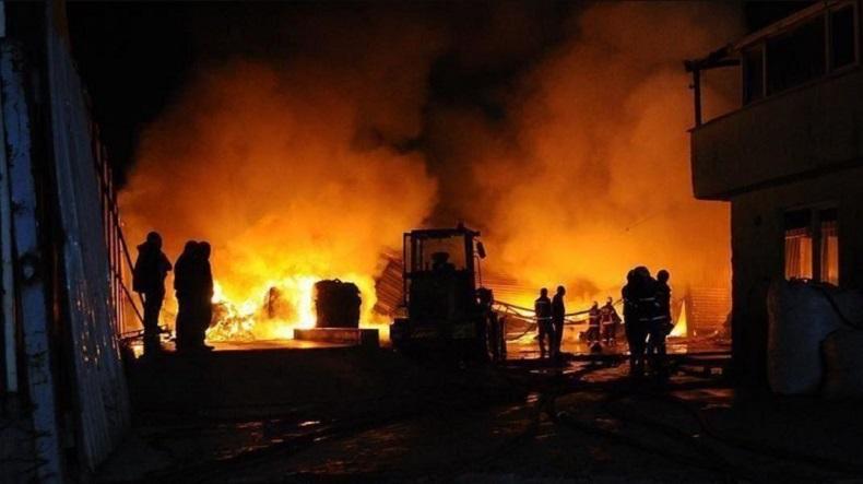 Kilang Minyak Terbakar, 3 Orang Tewas 40 Luka